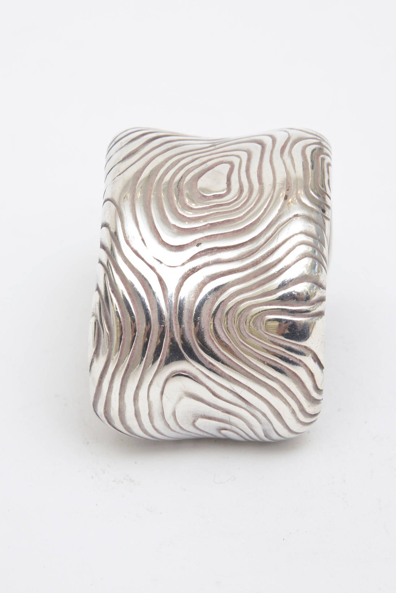 Beautiful Tiffany Sterling Silver Modernist Heavy Cuff Bracelet In Excellent Condition In North Miami, FL