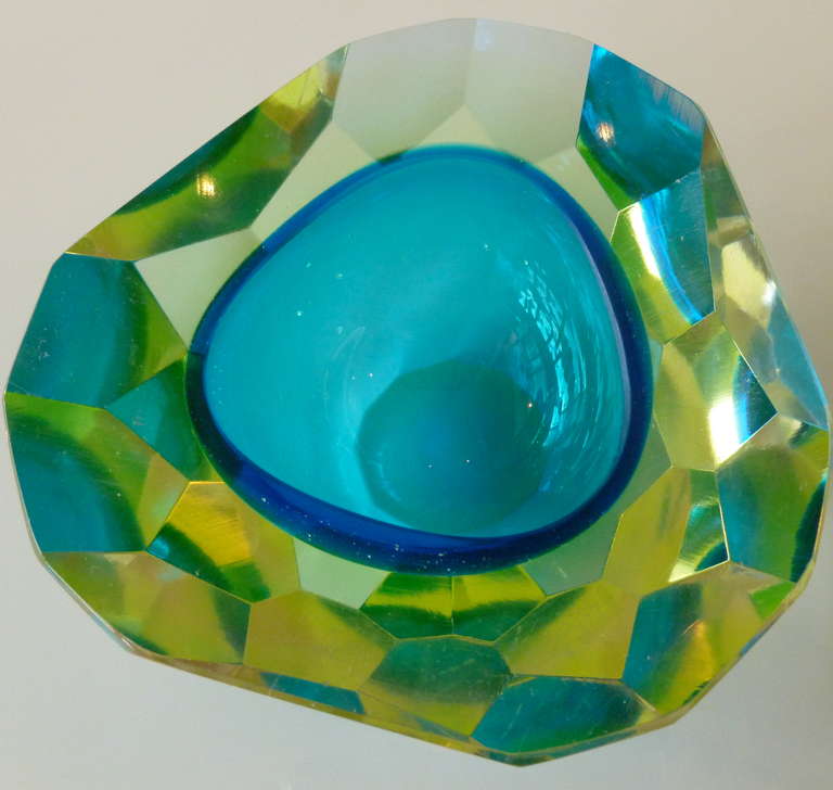 Stunning and Rare Italian Murano Faceted Sommerso Geode Glass Bowl 1