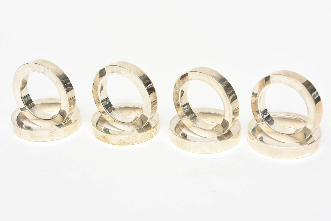 Set of Eight Circular Modernist Vintage Silver-Plate Napkin Rings 1