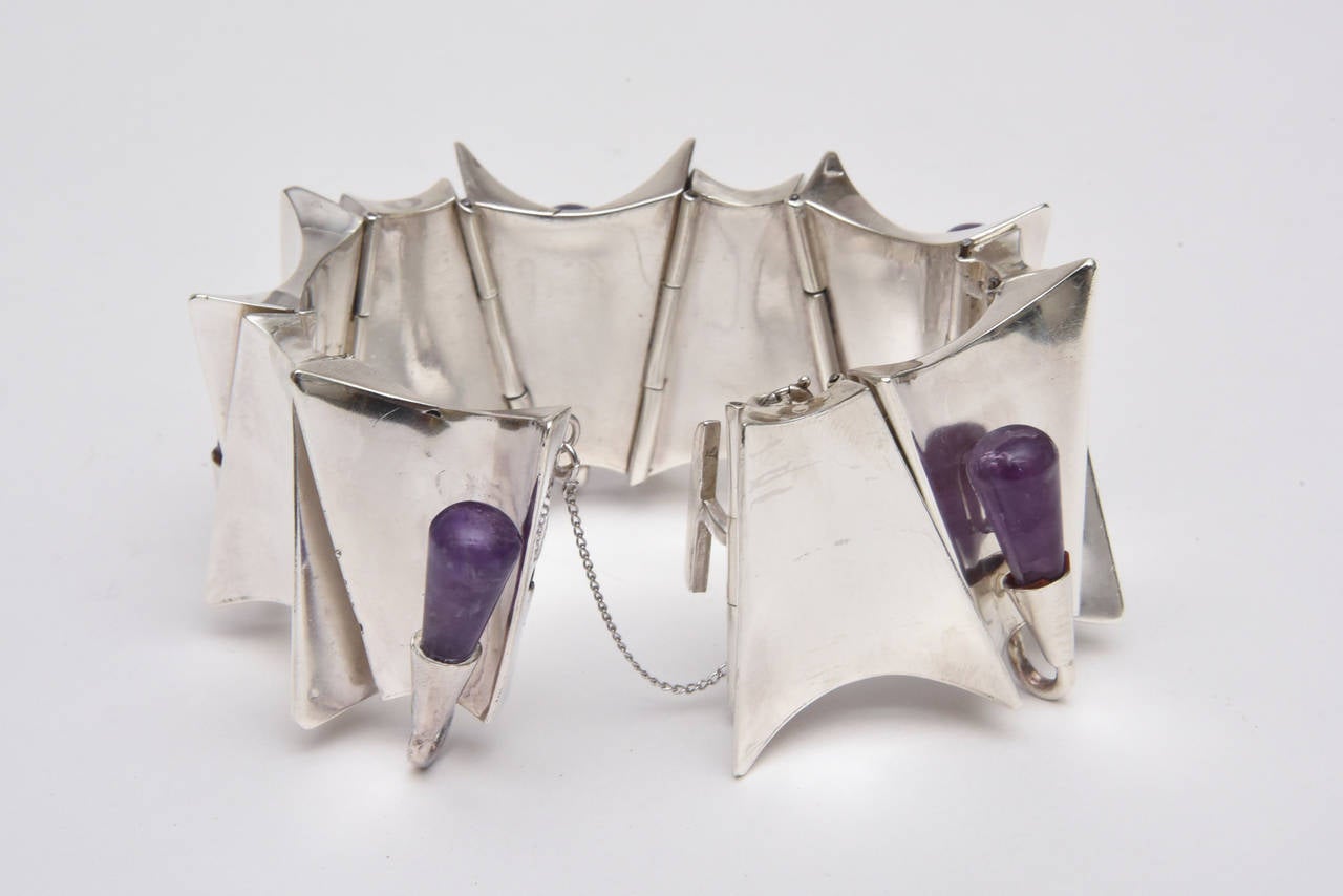 Signed Sculptural Sterling Silver and Amethyst Modernist Cuff Bracelet In Good Condition In North Miami, FL