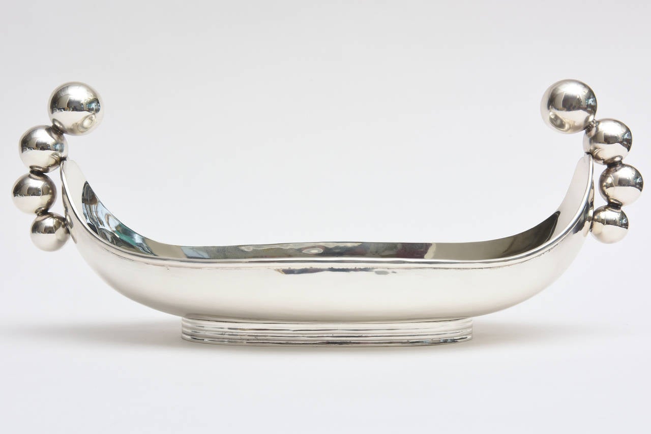 Sculptural Signed C.Zurita Sterling Silver Modernist Four Ball Bowl  In Excellent Condition In North Miami, FL