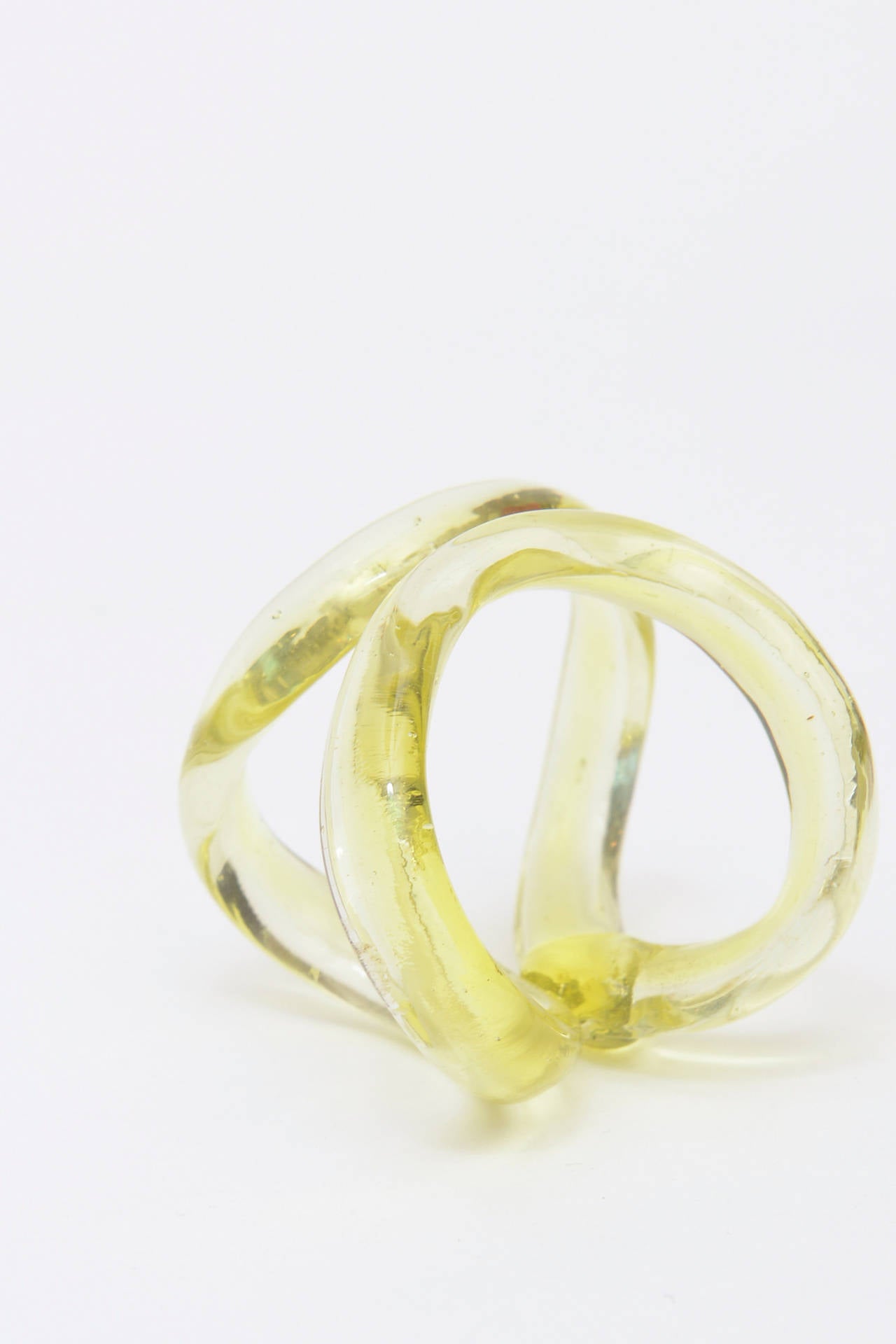 Set of 7 Chartreuse Italian Murano Glass Napkin Rings 3
