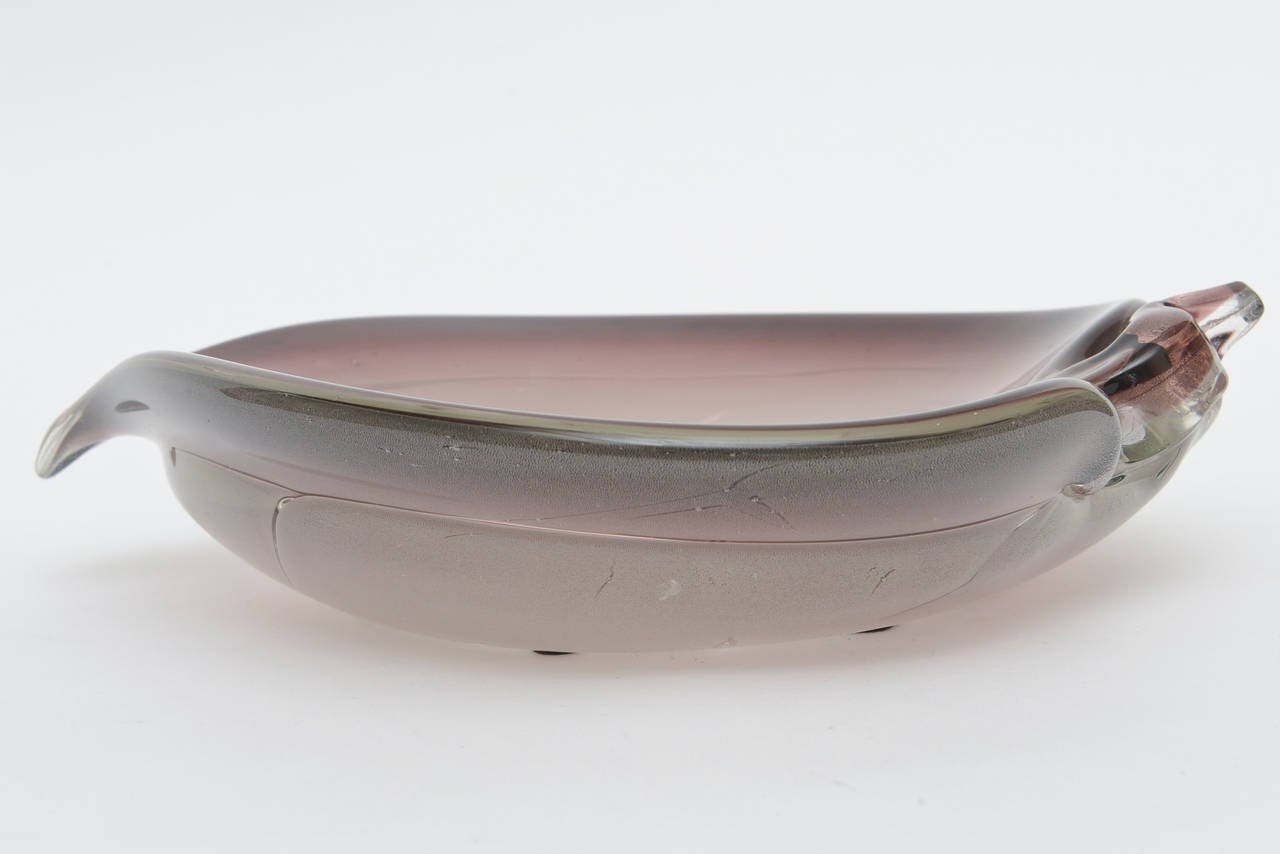 Mid-20th Century Murano Fulvio Bianconi for Mazzega Purple to Aubergine Glass Bowl Vintage