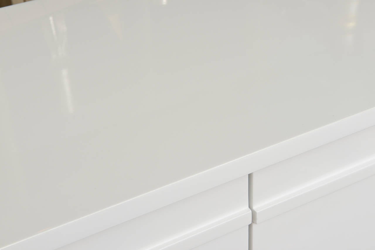 Mid-20th Century White Lacquered and Nickel Silver Cabinet or Entertainment Cabinet
