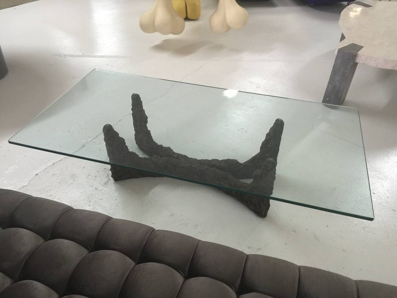 1970s coffee table by Paul Evans
with sculptural bronze cast base
and rectangular large thick glass top.
On display at ENTREPOT,Miami.
By appointment only.