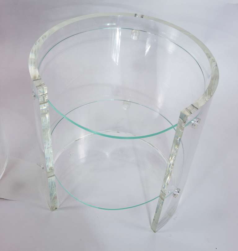 1970's Round Lucite and Glass Side Tables In Excellent Condition In Miami, FL