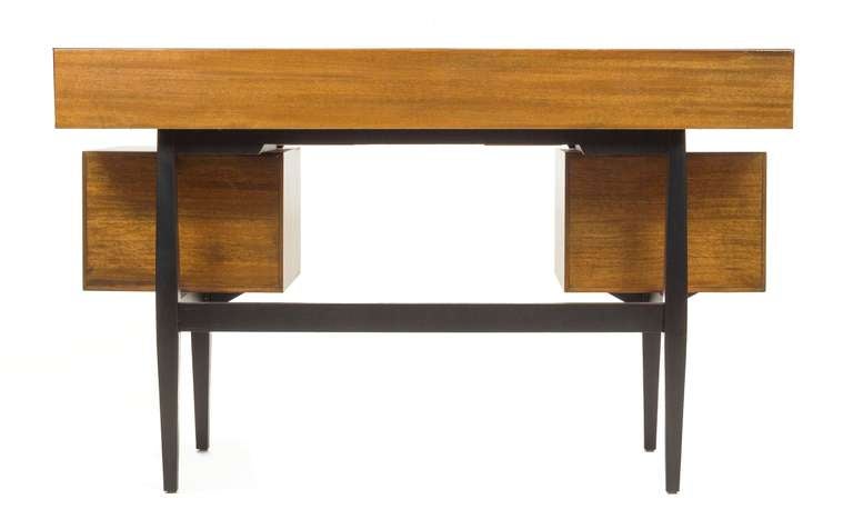 1960's Floating Desk by Milo Baughman for Drexel In Excellent Condition In Miami, FL