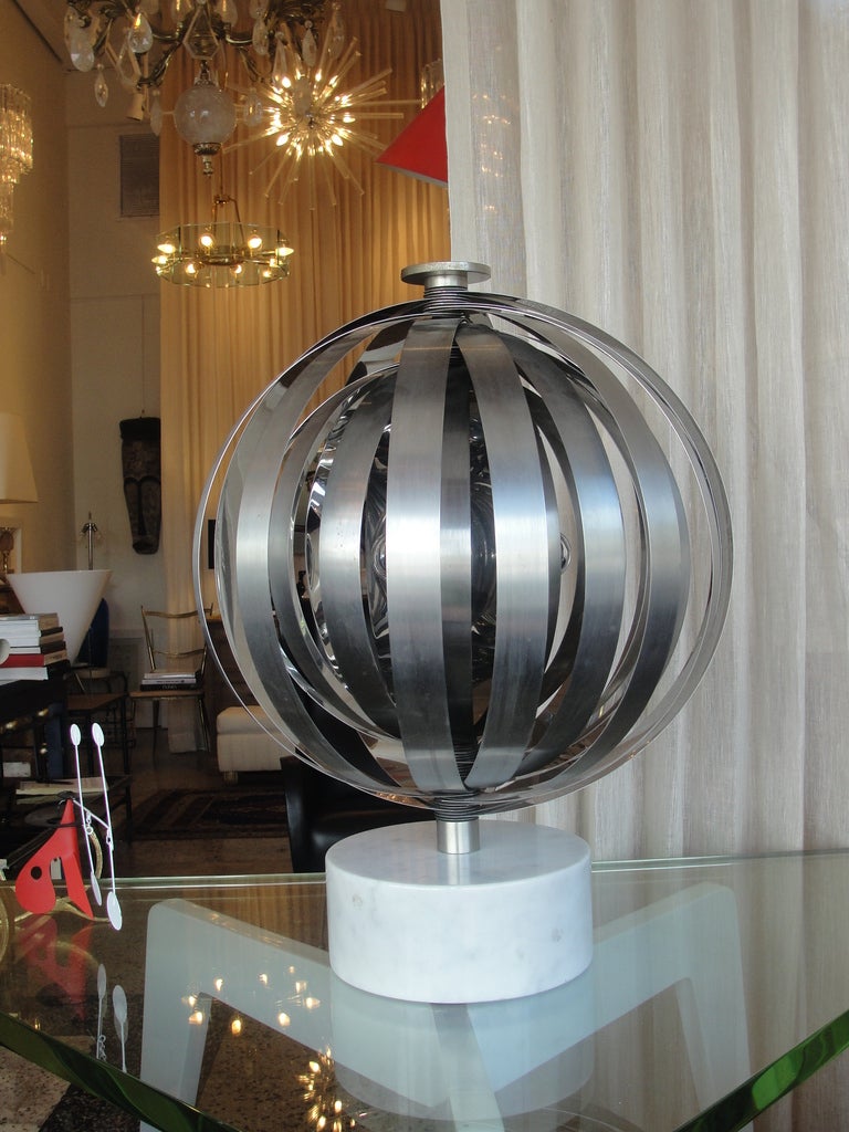 1970s rare model table lamp by Gaetano Missaglia. Composed of steel and a marble base. 4 bulbs.