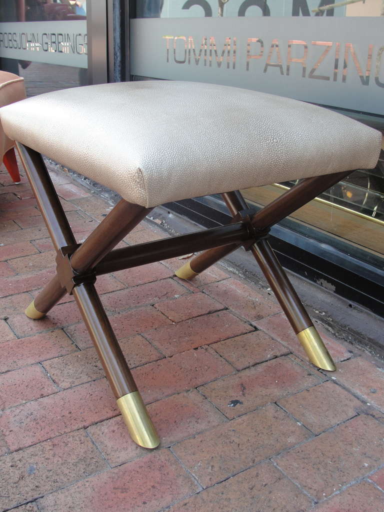 Pouf à base en forme de X en faux cuir de galuchat Bon état - En vente à North Miami, FL