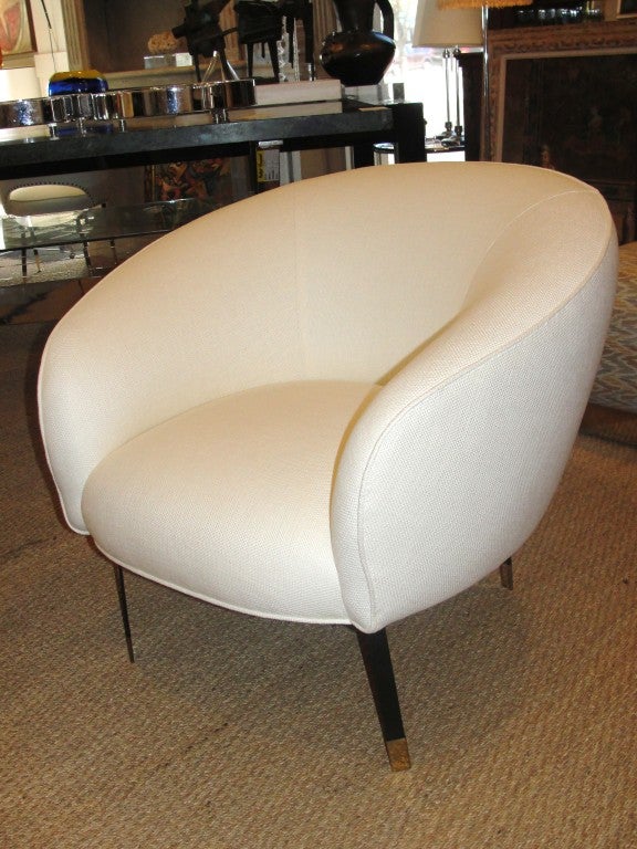 Exceptional Pair of French Round Back Chairs In Excellent Condition In East Hampton, NY
