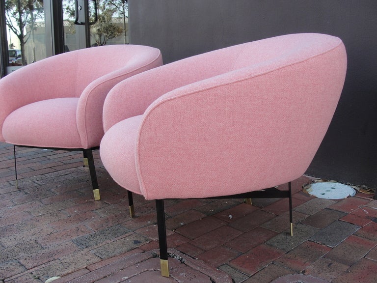 Finely upholstered in soft Pink cashmere wool. Flat metal legs with brass sabots. Stunning and very comfortable!