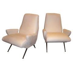 A Pair of Mid Century Club Chairs by Nino Zoncada