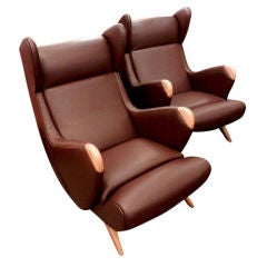 Pair of Mid-Century Club Chairs in Leather by Erton