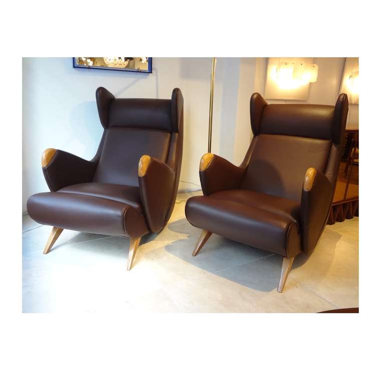 French Pair of Mid-Century Club Chairs in Leather by Erton