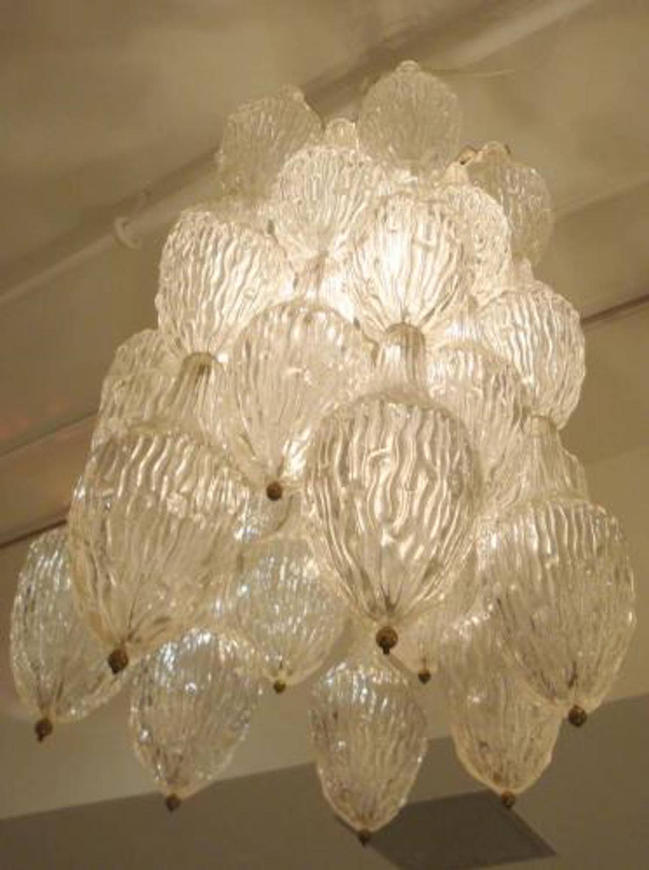 Handblown Glass Chandelier by Salviati In Excellent Condition In New York, NY