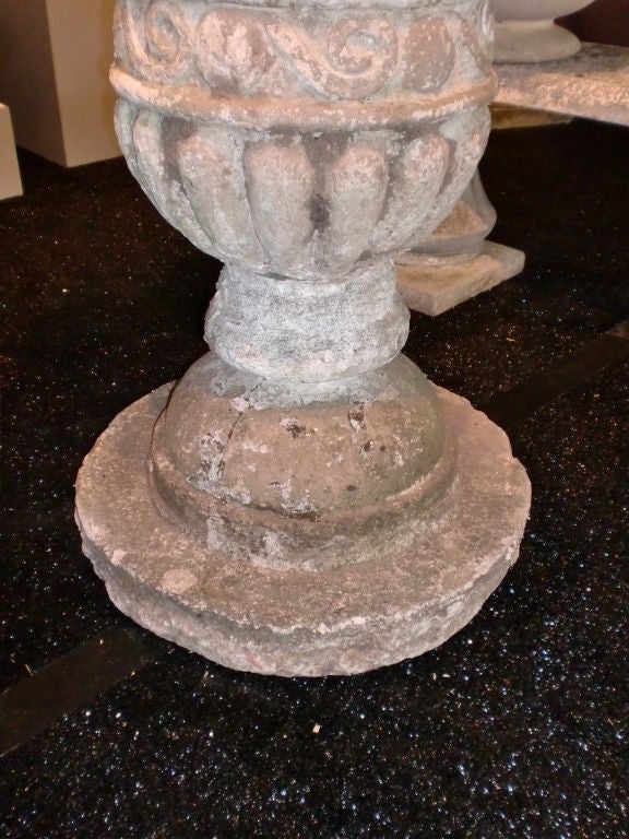English Stone Sundial For Sale 2