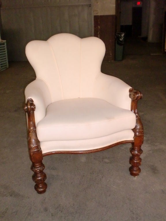 Scalloped Back Side Chair