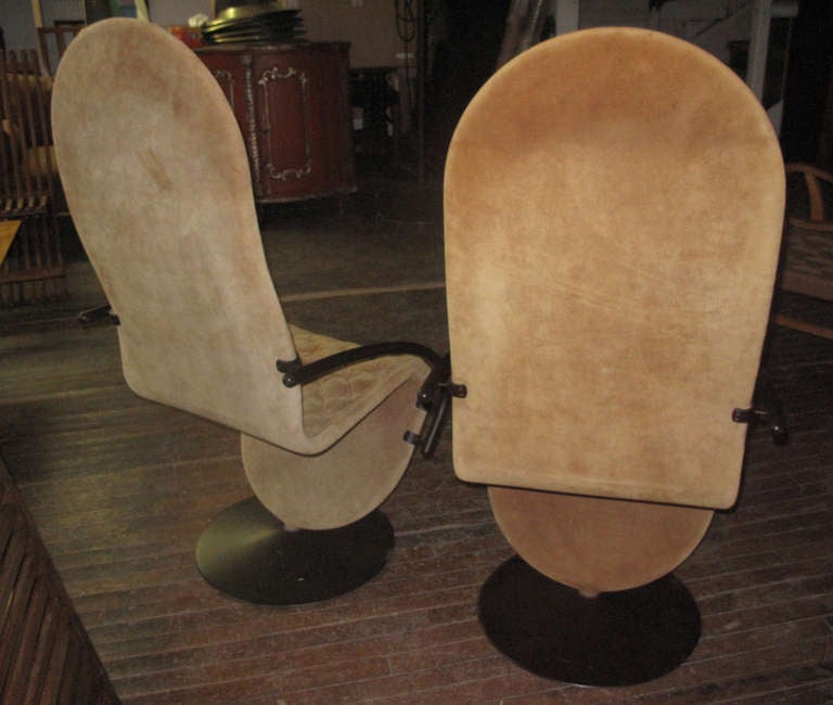 Mid-Century Modern Pair of Verner Panton System 1-2-3 Lounge Chairs Upholstered in Suede