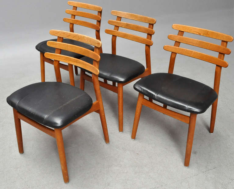 Set of Eight Oak Dining Chairs by Danish Designer Poul Volther In Good Condition In Hudson, NY