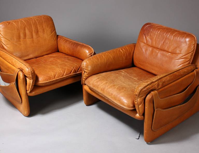 Mid-Century Modern Pair of Early 1970s Club Chairs by De Sede