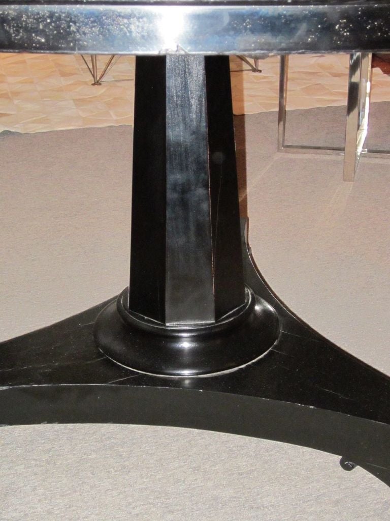 1840 English Center / Side Table