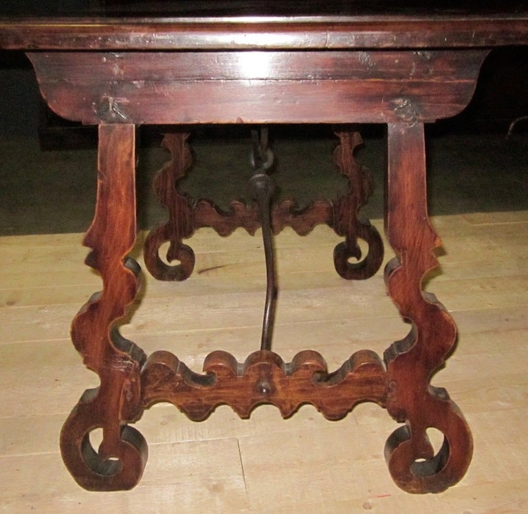 19th Century Italian Walnut Side Table with Iron Cross Bar Base For Sale 1