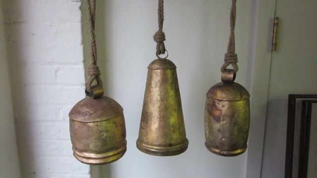 Gold Guild Metal Tibetan Bells<br />
Can be electrified and make great lighting fixtures....see image 5&6.<br />
Look Great in Clusters<br />
Three Different Shapes