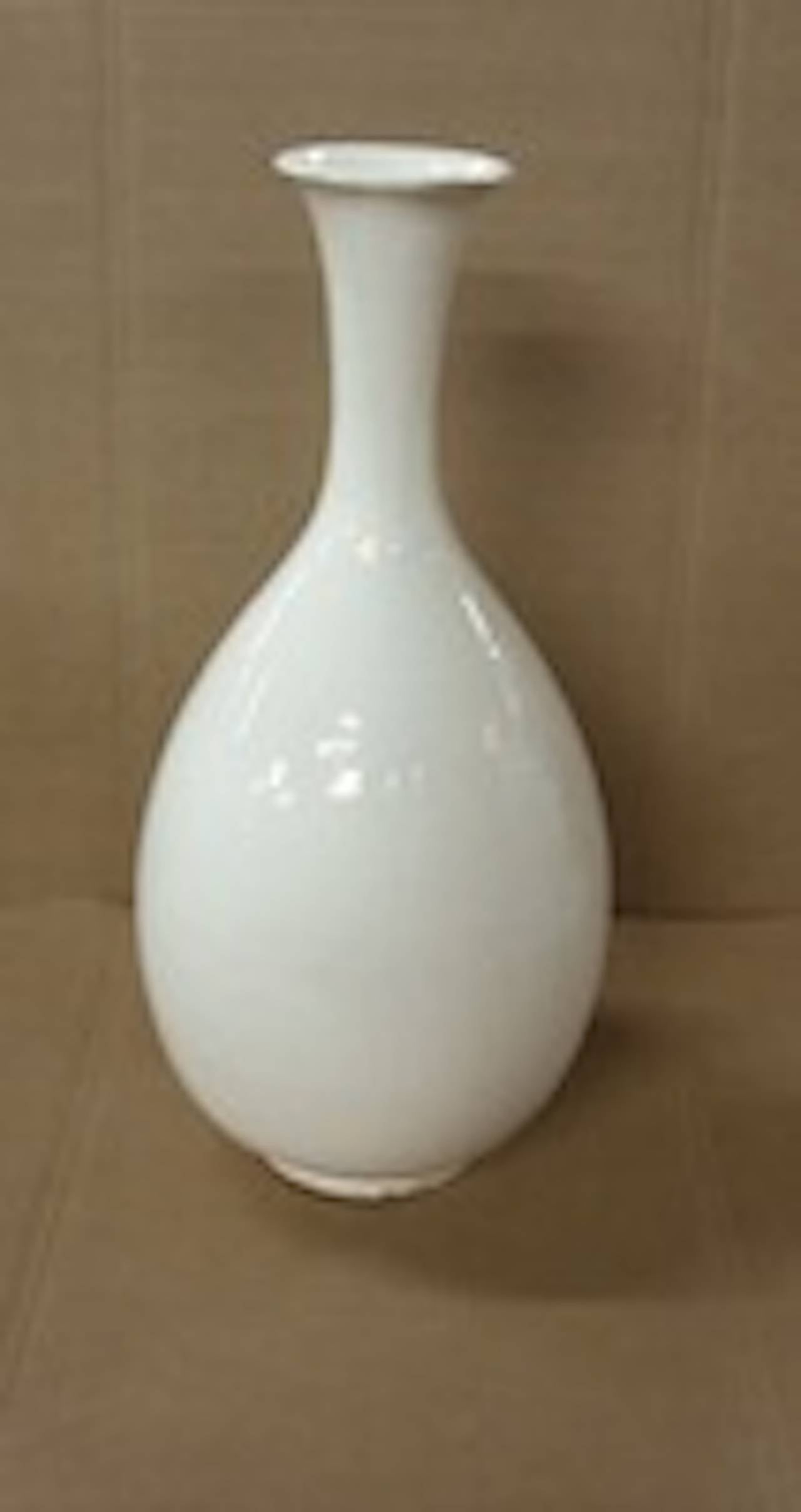 Cream Handmade Sculptural Shapes Terra Cotta Vases, China, Contemporary In Excellent Condition In New York, NY