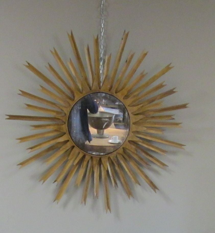 Mid-Century Gold Gilt Star Burst Wall Mirror, France In Good Condition In New York, NY