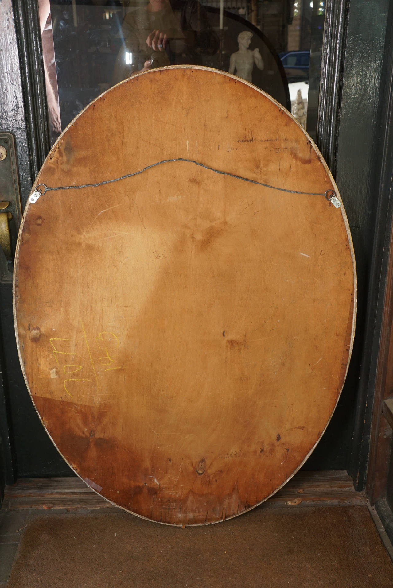 Large Oval Early 20th Century Adams Style Water Gilded Mirror In Good Condition In Hudson, NY