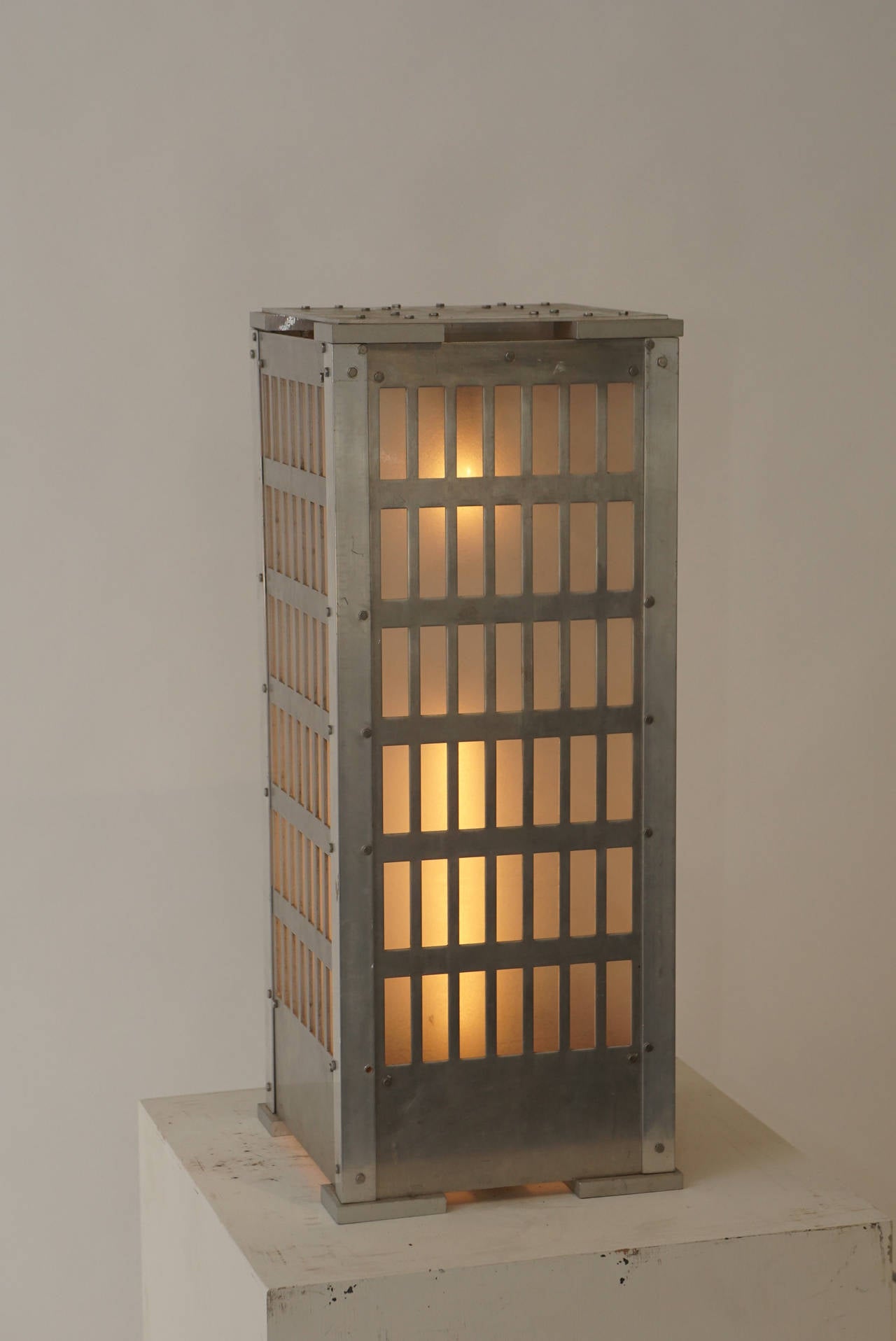 Aluminum Skyscraper Lamp For Sale 2