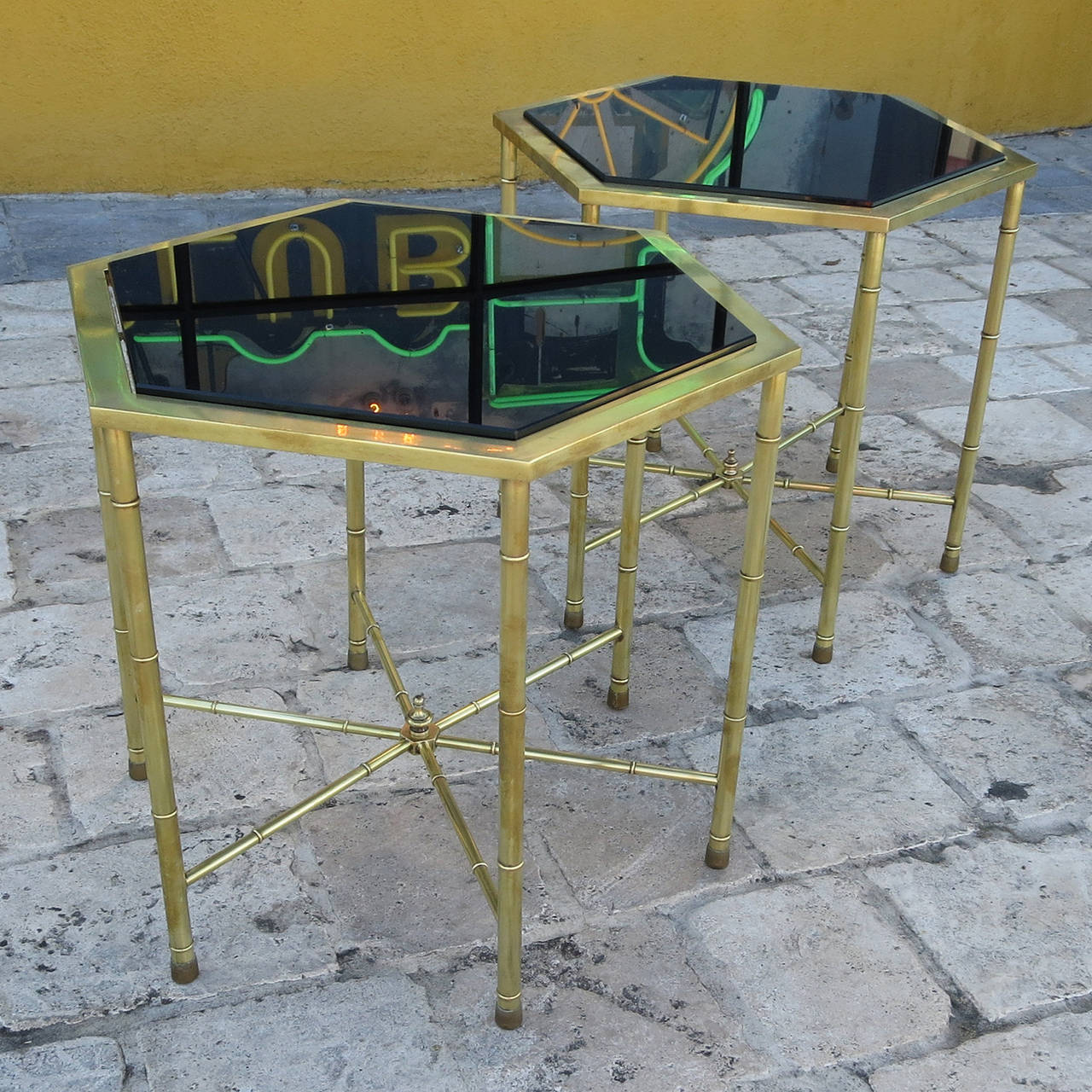 Mastercraft Hexagonal Brass and Glass Side Tables In Good Condition In North Hollywood, CA