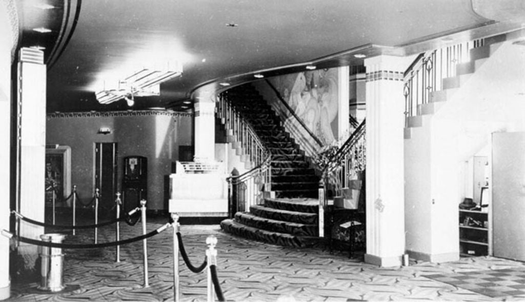 Incredible Art Deco Uptown Theater Chandelier 5