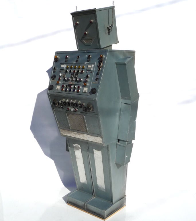 Lifesize Metal Prop Robot 1