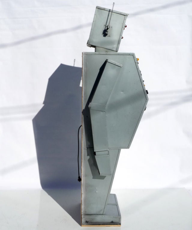 Lifesize Metal Prop Robot 2