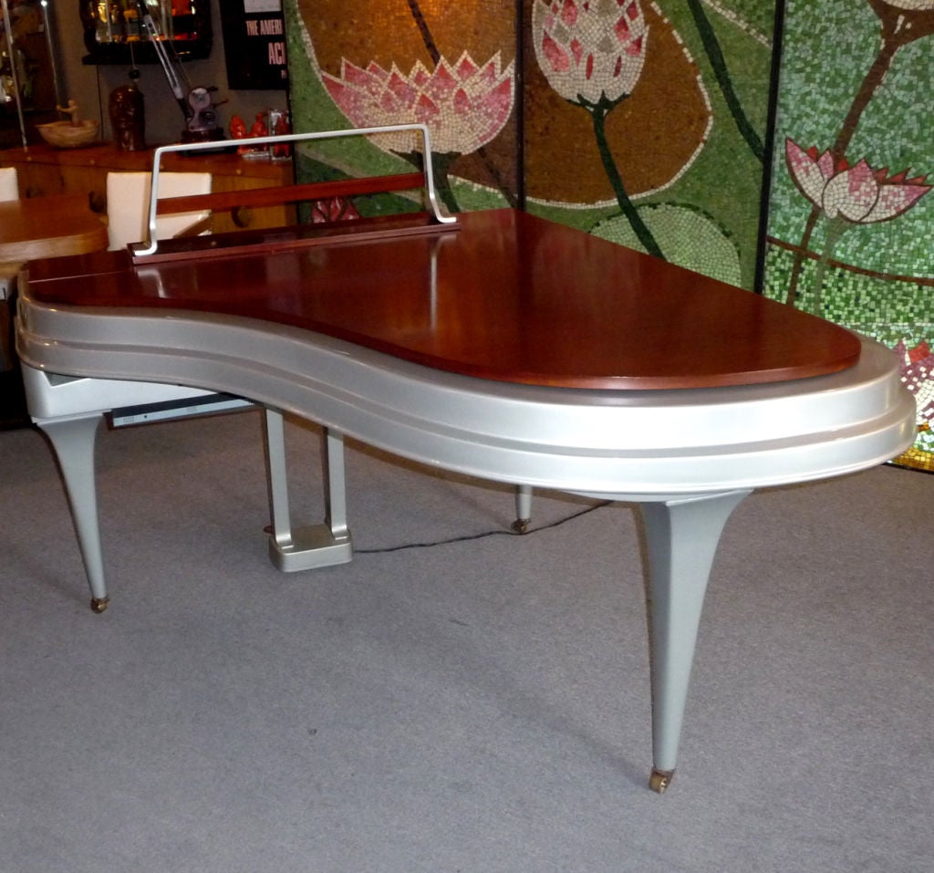 Mid Century Aluminum Grand Piano by Rippen In Good Condition In North Hollywood, CA