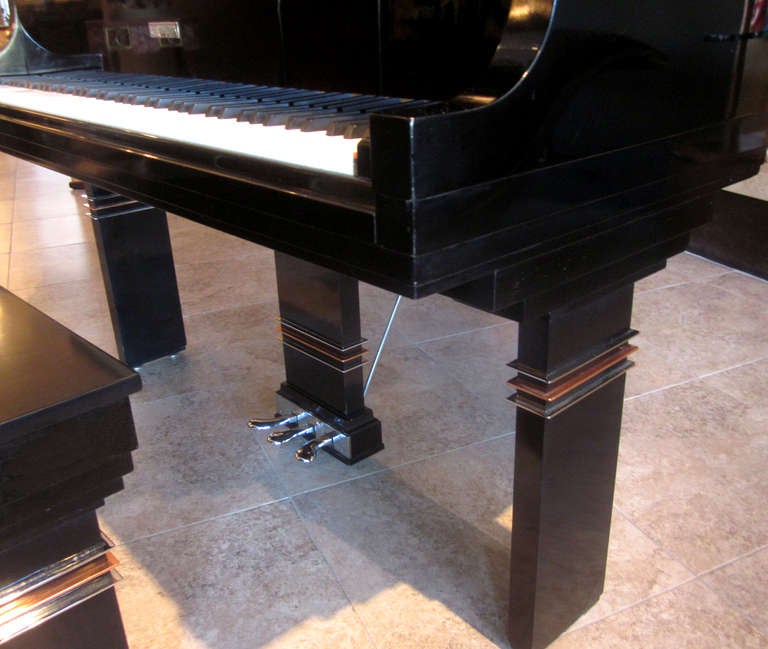 This glamorous design comes from the Steinway Piano Works in 1939, based on the serial number. The New York Worlds Fair had just opened, and Modernism was in full bloom. Taking their cue from the publics growing demand for all things modern,
