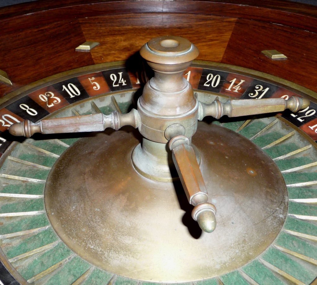 Monte Carlo Casino Roulette Wheel In Good Condition In North Hollywood, CA