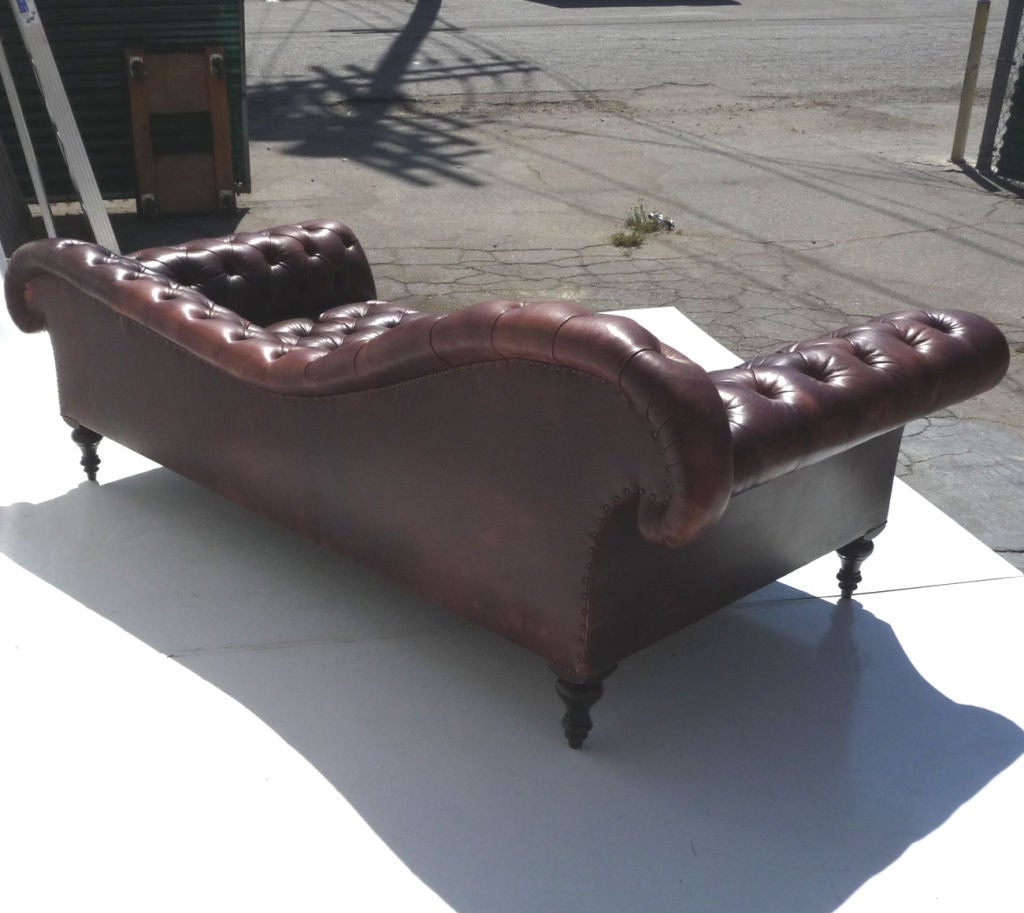 Leather Chesterfield Fainting Sofa by George Smith 1