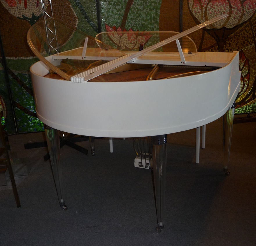 butterfly grand piano