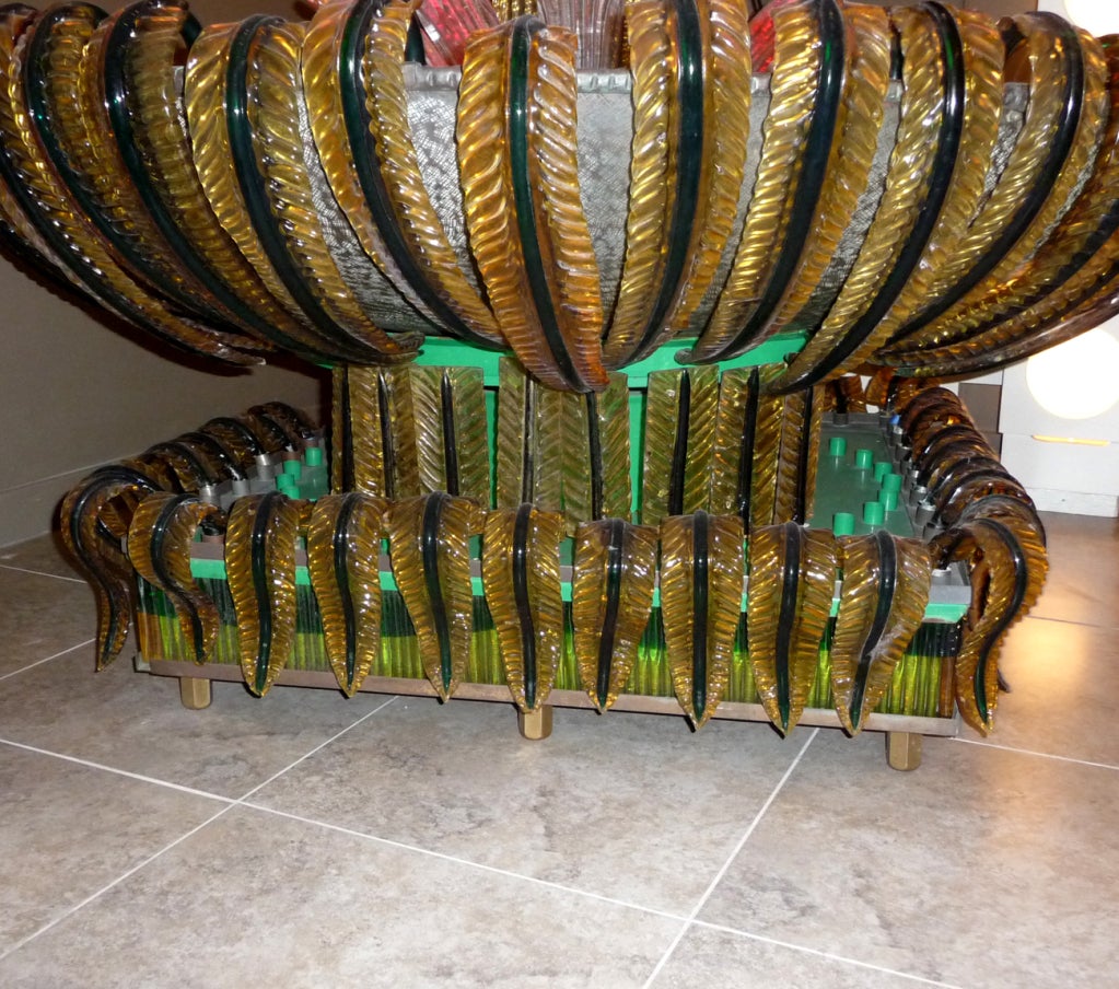 Monumental Murano Glass Three Tiered Fountain In Good Condition For Sale In North Hollywood, CA