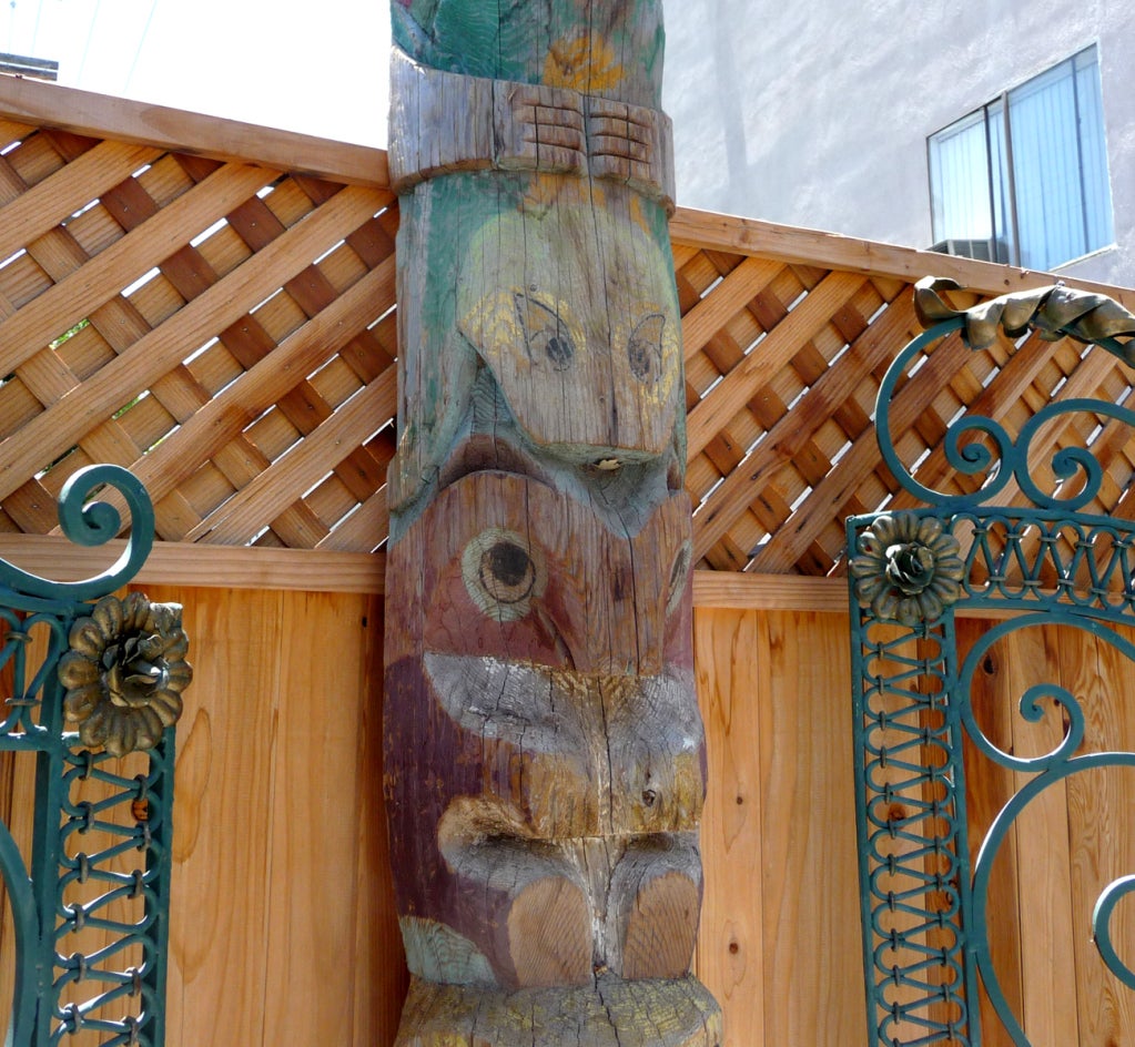 pacific northwest totem pole