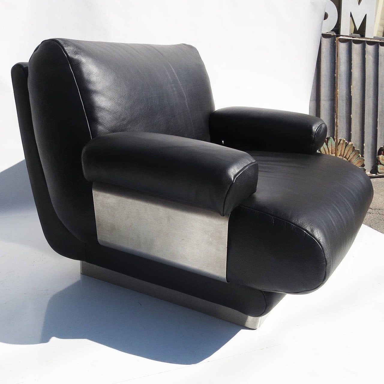 French Jacques Charpentier Club Chairs in Buffalo Leather and Stainless Steel For Sale