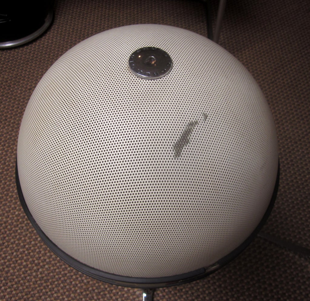 grundig sphere speakers