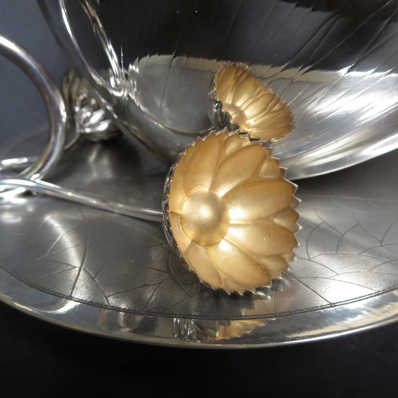 American Ultra Charming Silver Nut Bowl by Meriden B. Company