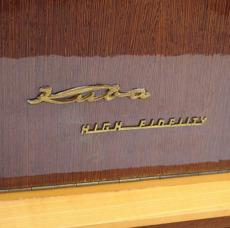kuba stereo console