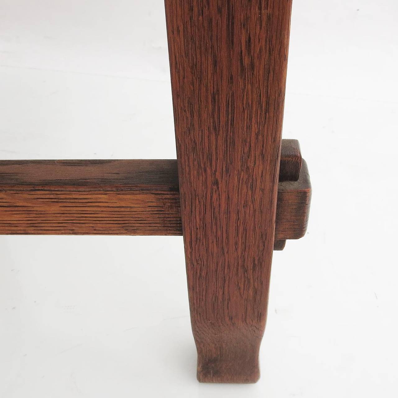 Varnished Early 20th Century Craftsman Oak 