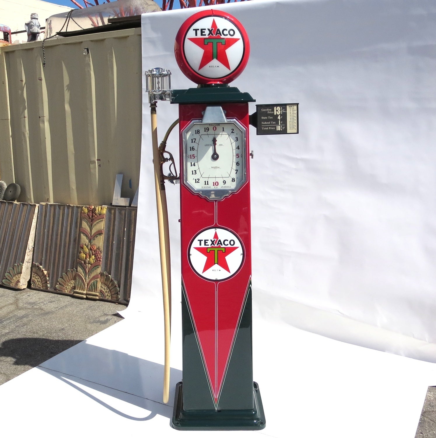 1932 Fully Restored Lighted Texaco Gas Pump