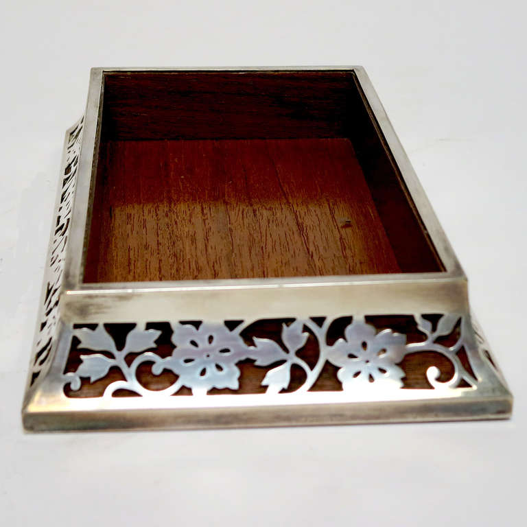 Mitsukoshi Sterling Silver and Wood Trinket Box In Good Condition In North Hollywood, CA