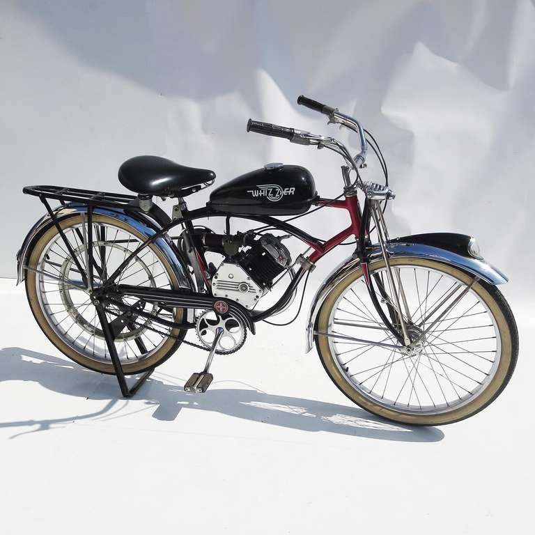 Mid-Century Modern Schwinn - Bicyclette Phantom noire à moteur, années 1950